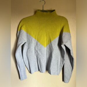 Color block high neck/Turtle neck Sweater lime/grey
